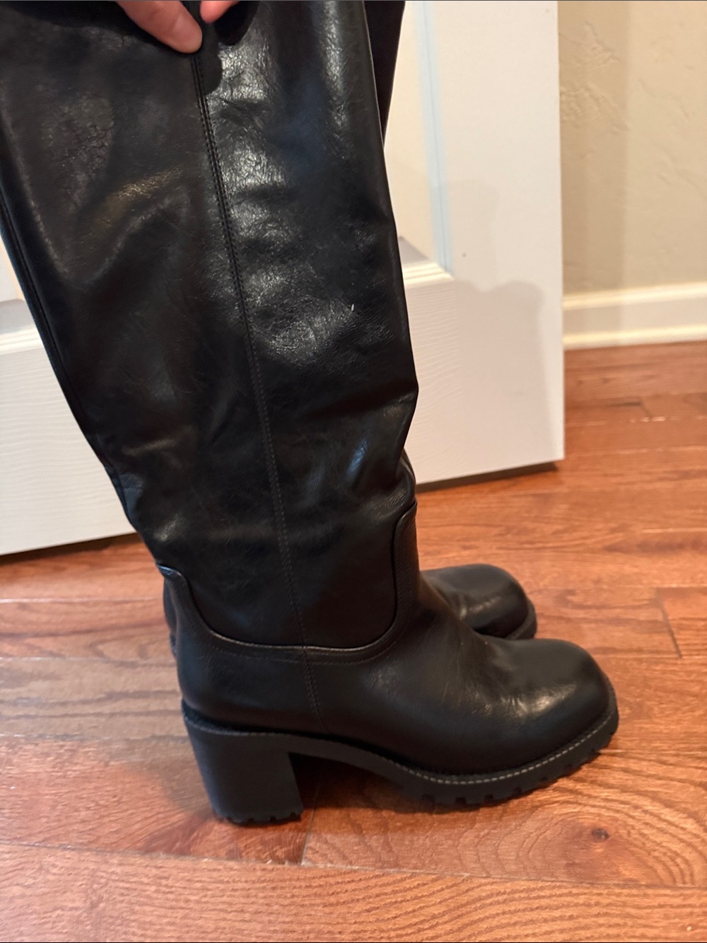 Classic Black Women's Knee-High Block Heel Boots